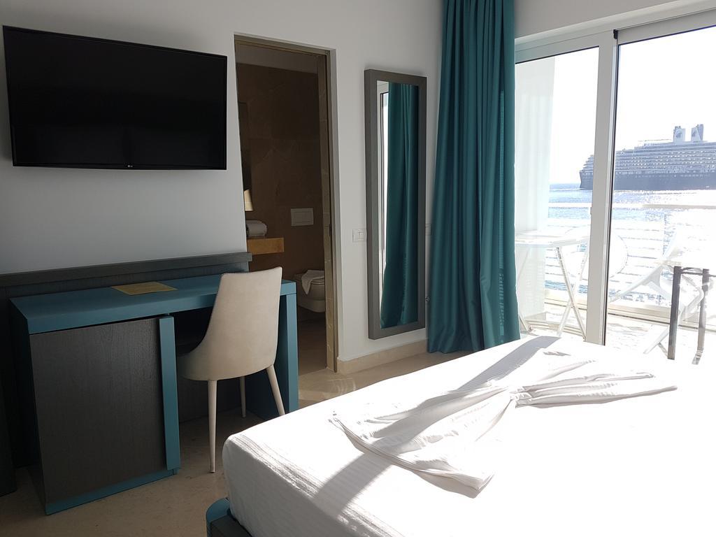 Hotel Delfini Saranda Kültér fotó
